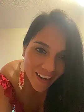 Miaswwe Chat XXX live