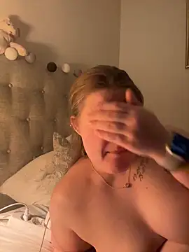 justsomeoneuknow লাইভ XXX চ্যাট