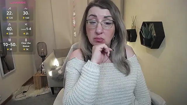 KKMimiKK: онлайн-секс-чат