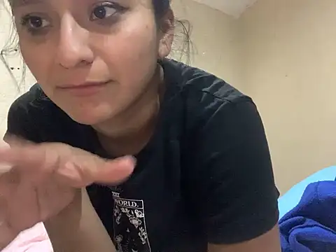 SinMoraaaa: απευθείας συνομιλία ΧΧΧ