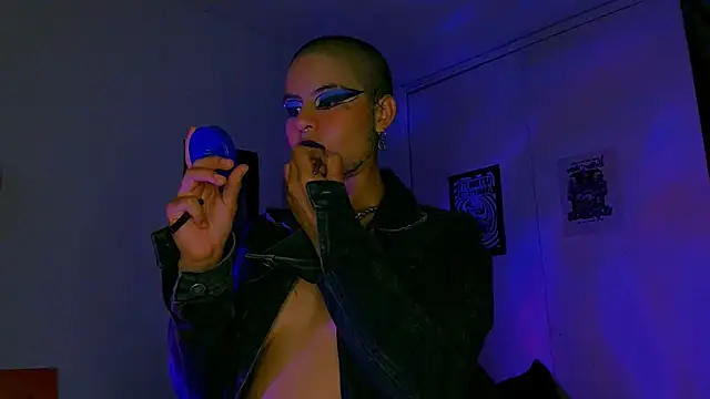 Živý XXX chat alex_one888