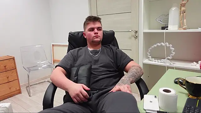 XXX chat uživo modela Jackson_Teele