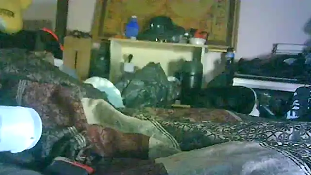 ON3YOULLN3VER_FIR3のウェブカメラショー