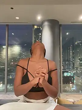 tia___fox's Live XXX Chat