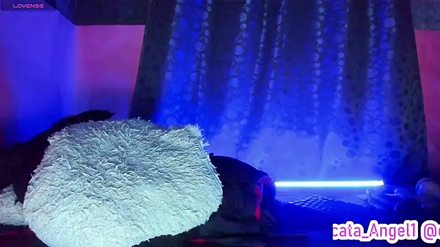 Cata-angel Chat XXX live