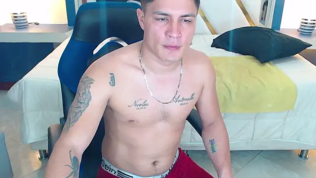 SaraClub_JY: онлайн-секс-чат