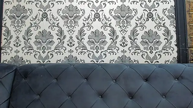 LissaBigTitts' Live XXX Chat