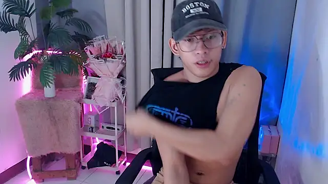 pinkcock_froi2305 Pertunjukan Webcam