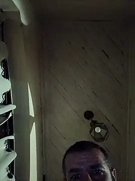 skypemarktt13: διαδικτυακό σόου στην κάμερα