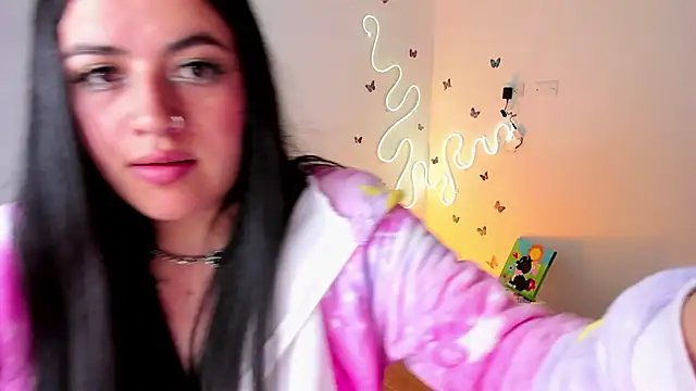 Chatroom XXX en direct de lilielou_