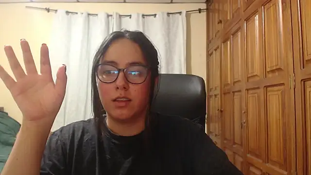 Venus_cat_ লাইভ XXX চ্যাট