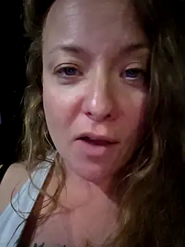 Chat XXX ao vivo de julimonroe