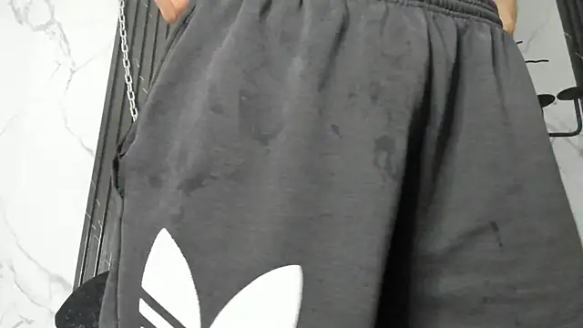 Chatroom XXX en direct de Tatis__