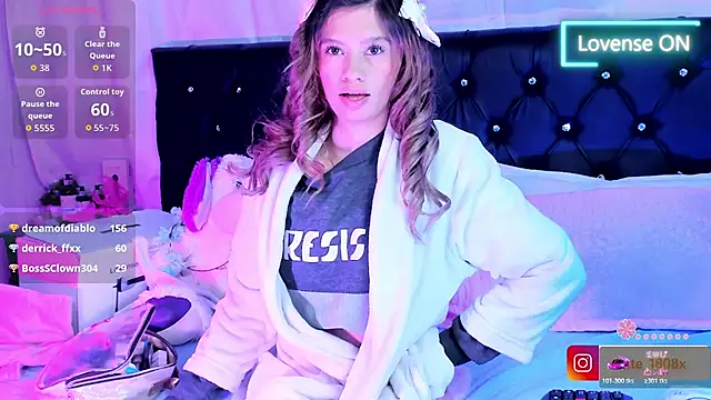 Chat +18 de Sofiia_cute_ ao vivo