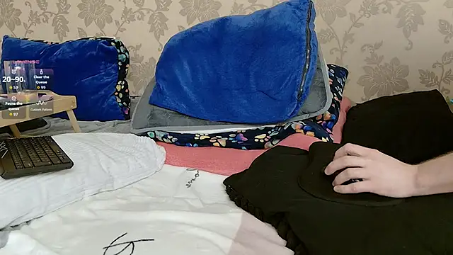 Chat +18 de MartinBrandon ao vivo