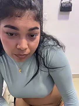 Latin_bigbutt Obrolan Langsung XXX