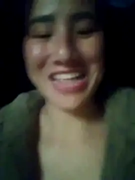 Emily-yy's Live XXX Chat