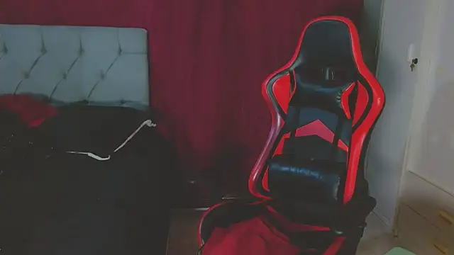 Noamartin_: απευθείας συνομιλία ΧΧΧ