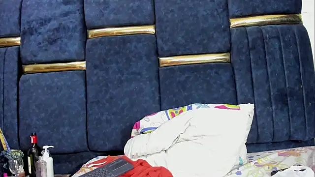 Chat +18 de skaysanchez1 ao vivo