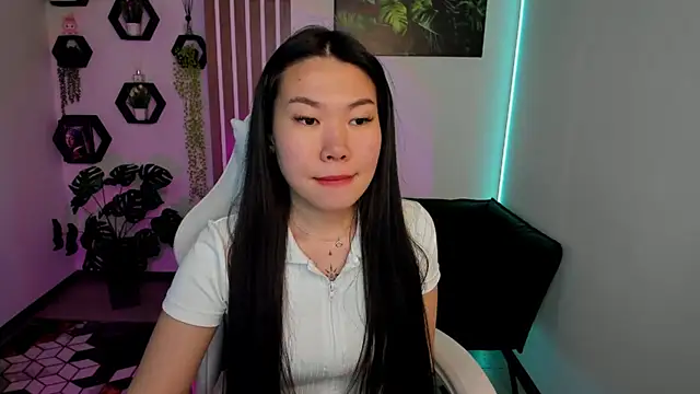 دردشة LunaPurrr الجنسية المباشرة