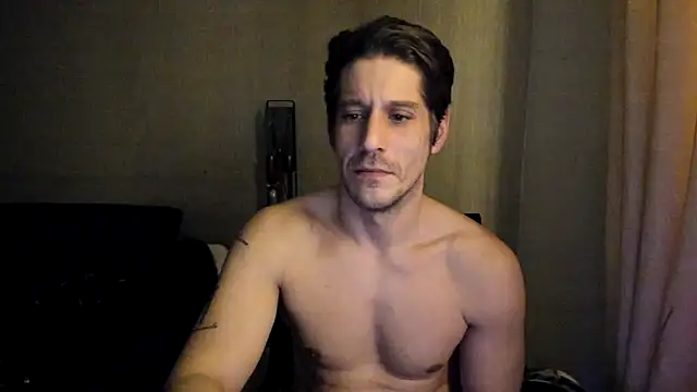 JamesSteelのライブXXXチャット