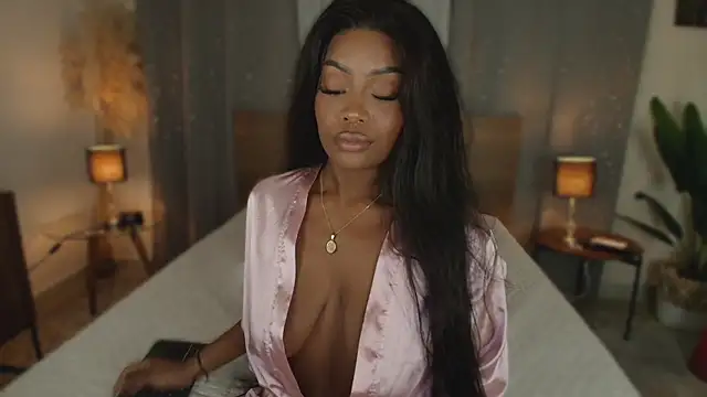 Онлайн чат XXX Isaa_Coleman_