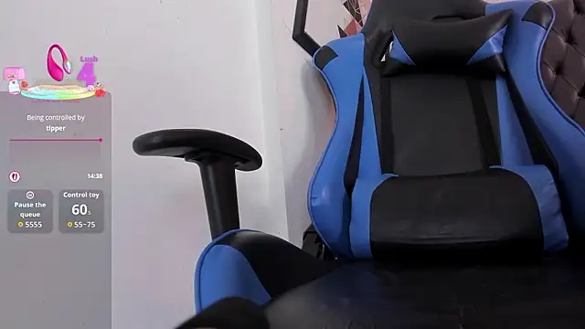 Anya_Belth élő XXX-chatje