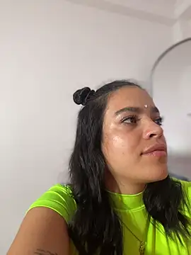 JuanitaMore01 Live XXX-chat