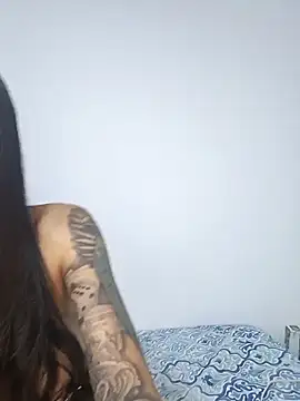 دردشة MiQeilaSweet الجنسية المباشرة