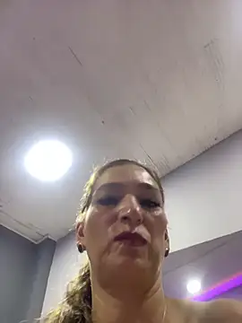 Онлайн чат XXX JennaMilf_