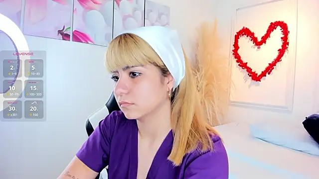 Fiorella_sweet Webcamshow