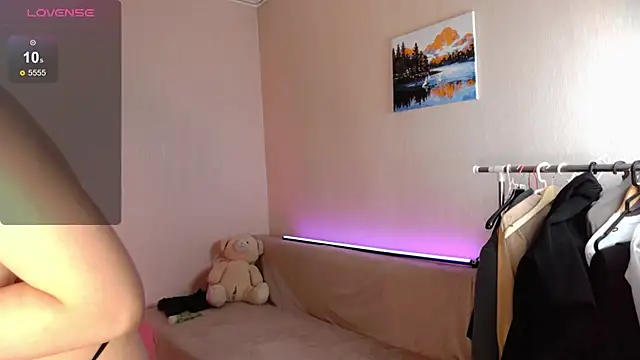 Alexa_Sparkle Webcam Show