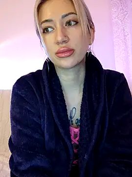 Czat XXX na żywo – Gina-Lumara