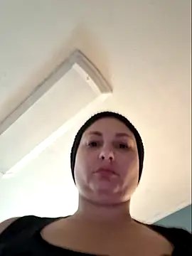 MilfyMrsRobinson's Webcam Show