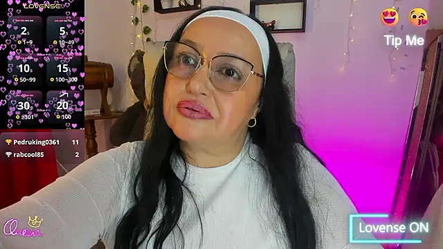 Gia_Nahomi live XXX chat