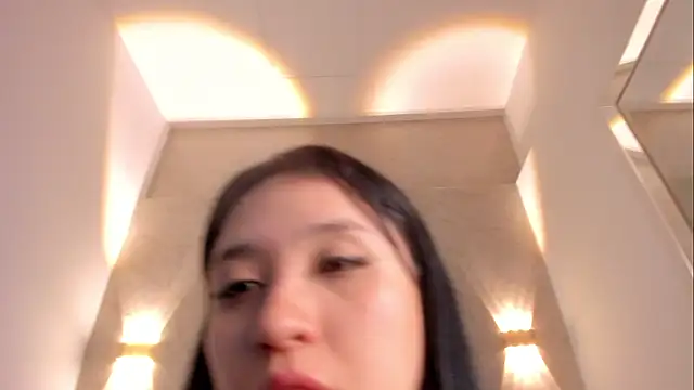 Chat XXX en directo de Lunaa_bellaa