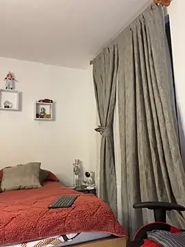 Ezzio_Scolaro live XXX chat