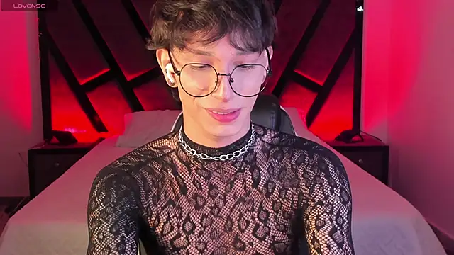 AndyWiilliams live XXX chat