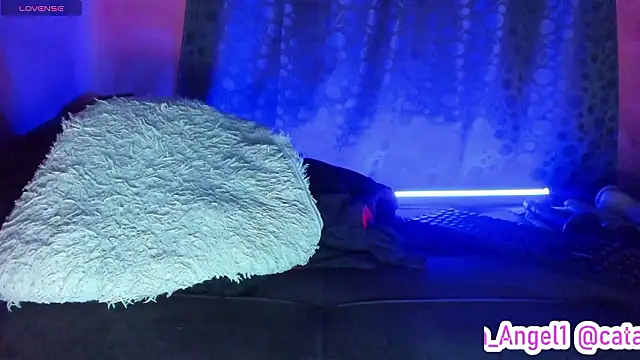 Chatroom XXX en direct de Cata-angel