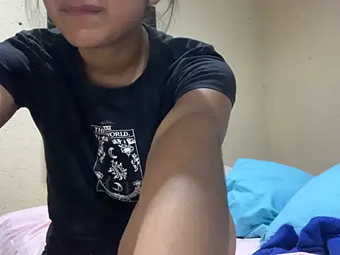 Chat XXX en directo de SinMoraaaa