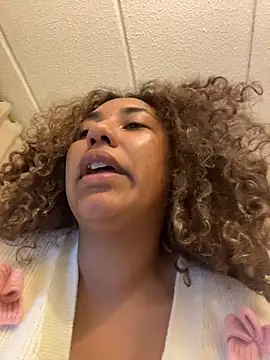 lauraltt's Live XXX Chat