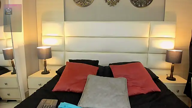 SuzzieSweet Chat XXX live