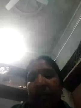 Loomaraj's Live XXX Chat