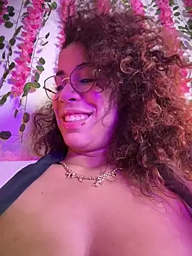 Chat +18 de Woo_isDaphne ao vivo