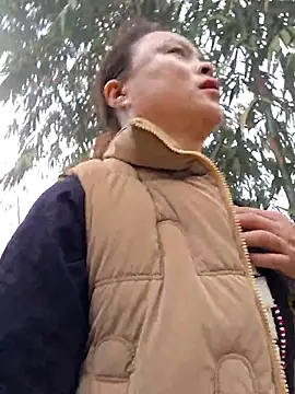 xuxulovezz's Webcam Show