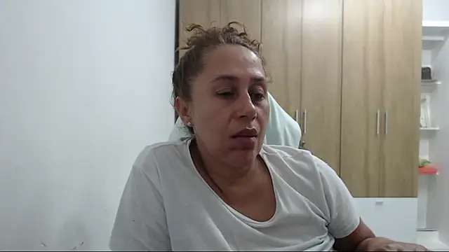 RoxanaLove9 Live XXX-Chat