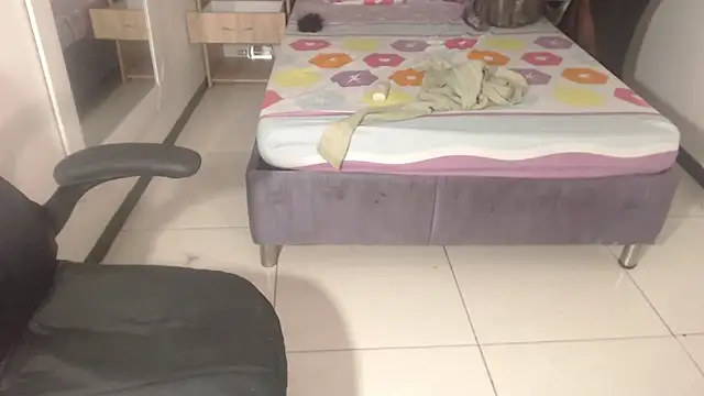 Živý XXX chat Lola_Honney