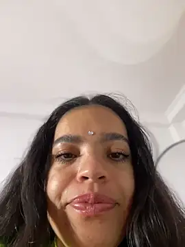 JuanitaMore01n Live XXX chat