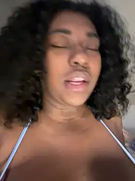 bunbun420247 – Naživo XXX chat