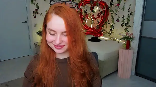 AirySilhouette élő XXX-chatje